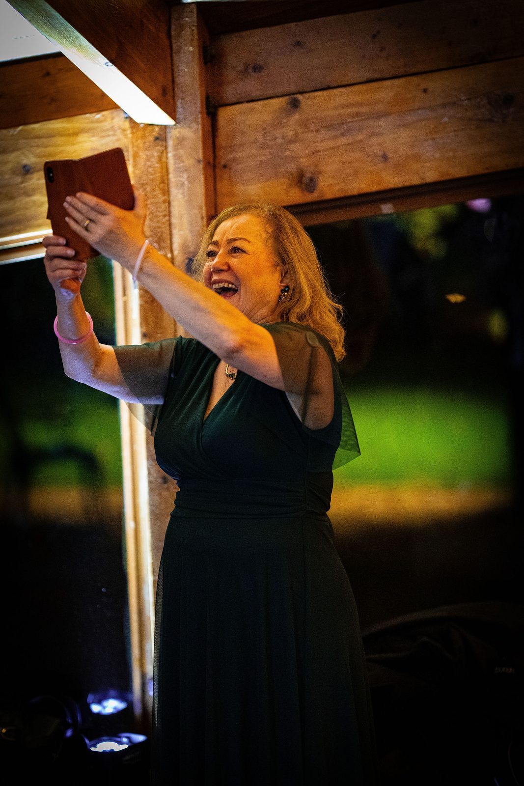 Moment du mariage de Dalya et Anthony au Domaine de la Roche Couloir à Chevreuse — photographie 77